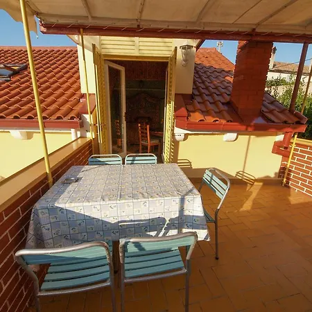 Apartment Adela By Val Veli Losinj
